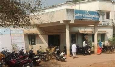 हर काम के लिए तहसील ऑफिस के बाबू लेते है मोटी रकम, ग्रामीणों ने डिप्टी सीएम विजय शर्मा से की शिकायत हर काम के लिए तहसील ऑफिस के बाबू लेते है मोटी रकम, ग्रामीणों ने डिप्टी सीएम विजय शर्मा से की शिकायत