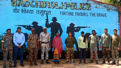 18 लाख के दो ईनामी नक्सलियों ने किया आत्मसमर्पण