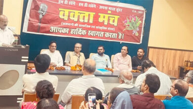 छत्तीसगढ़ी भाषा को प्राथमिक शाला के पाठ्यक्रम मे शामिल करने की माँग छत्तीसगढ़ी भाषा को प्राथमिक शाला के पाठ्यक्रम मे शामिल करने की माँग