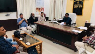 संभागायुक्त ने ली तैयारियों की समीक्षा बैठक, दिए अच्छी मोबाइल नेटवर्किंग की सुविधा देने के निर्देश