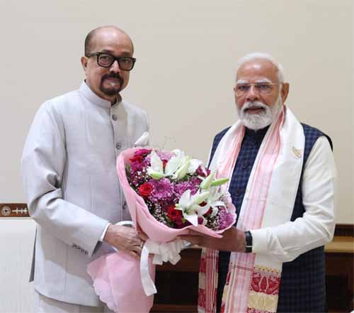 प्रधानमंत्री मोदी से राज्यपाल डेका ने की सौजन्य भेंट प्रधानमंत्री मोदी से राज्यपाल डेका ने की सौजन्य भेंट
