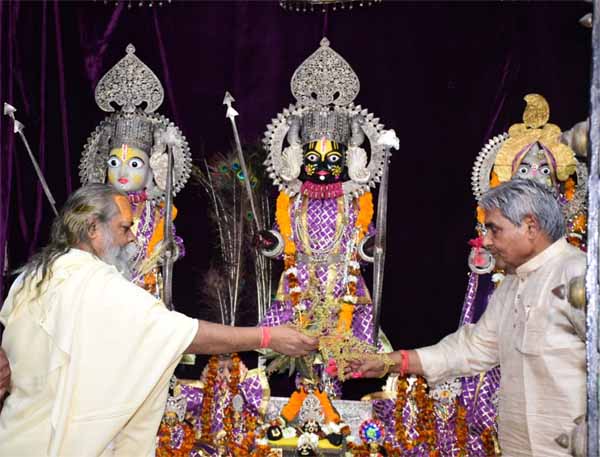 हर्षोल्लास व भक्तिभाव के साथ मनाया गया बसंतपंचमी पर्व हर्षोल्लास व भक्तिभाव के साथ मनाया गया बसंतपंचमी पर्व
