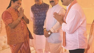 उपमुख्यमंत्री विजय शर्मा ने दिल्ली की नई मुख्यमंत्री रेखा गुप्ता को दी बधाई उपमुख्यमंत्री विजय शर्मा ने दिल्ली की नई मुख्यमंत्री रेखा गुप्ता को दी बधाई