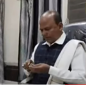 वर्तमान अध्यक्ष व वर्तमान जनपद पंचायत सीईओ पर लगा आचार संहिता के उल्लंघन का आरोप वर्तमान अध्यक्ष व वर्तमान जनपद पंचायत सीईओ पर लगा आचार संहिता के उल्लंघन का आरोप