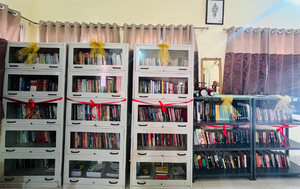 अभिकल्प फाउंडेशन की पहल से आरंग में प्रारंभ हुआ पहली कम्युनिटी लाइब्रेरी अभिकल्प फाउंडेशन की पहल से आरंग में प्रारंभ हुआ पहली कम्युनिटी लाइब्रेरी