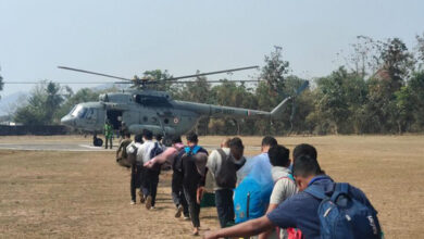 तीसरे चरण के लिए मतदान दल हेलीकॉप्टर से हुए रवाना तीसरे चरण के लिए मतदान दल हेलीकॉप्टर से हुए रवाना