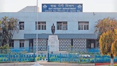 सेक्टर 9 स्थित जेएलएन अस्पताल परिसर में अनाधिकृत आर्टवर्क पर रोक लगाते हुए बेदखली नोटिस जारी