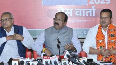 गाँवों में भी भाजपा के पक्ष में सकारात्मक वातावरण, हमारे कार्यकर्ता पंचायत चुनावों में भी बड़ी संख्या में जीतकर आएंगे : साव गाँवों में भी भाजपा के पक्ष में सकारात्मक वातावरण, हमारे कार्यकर्ता पंचायत चुनावों में भी बड़ी संख्या में जीतकर आएंगे : साव