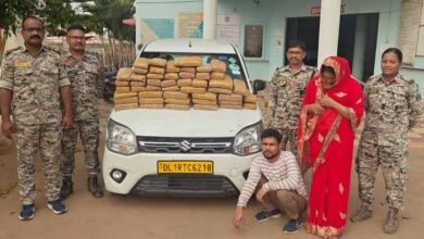 वेगनआर कार से 67.990 किलो गांजा सहित दो आरोपी गिरफ्तार