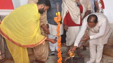 गहिरा गुरु महाराज के उपदेशों से आदिवासी समाज को मिला सत्य सनातन धर्म का बोध – मुख्यमंत्री साय गहिरा गुरु महाराज के उपदेशों से आदिवासी समाज को मिला सत्य सनातन धर्म का बोध – मुख्यमंत्री साय