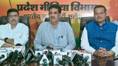 कांग्रेस जीत का दावा तो करती है, लेकिन आँकड़ों का ज्ञान नहीं रहता, इसलिए हार मानकर बैठ गए हैं घर – सौरभ कांग्रेस जीत का दावा तो करती है, लेकिन आँकड़ों का ज्ञान नहीं रहता, इसलिए हार मानकर बैठ गए हैं घर – सौरभ