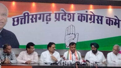 1 मार्च को कांग्रेस जिलों में ईडी का पुतला दहन व 3 मार्च को करेगी ईडी दफ्तर का घेराव 1 मार्च को कांग्रेस जिलों में ईडी का पुतला दहन व 3 मार्च को करेगी ईडी दफ्तर का घेराव