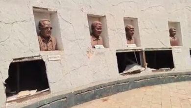 झीरम स्मारक को चोरों ने किया क्षतिग्रस्त, महापौर ने दर्ज करवाया एफआईआर झीरम स्मारक को चोरों ने किया क्षतिग्रस्त, महापौर ने दर्ज करवाया एफआईआर