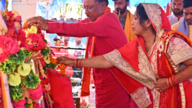 मुख्यमंत्री जशपुर जिले के टाटीडांड में सनातन समाज के अनुष्ठान में हुए शामिल, प्रदेशवासियों को दी होली की शुभकामनाएँ