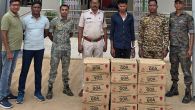 136.260 लीटर अवैध अंग्रेजी शराब के साथ आरोपी गिरफ्तार 136.260 लीटर अवैध अंग्रेजी शराब के साथ आरोपी गिरफ्तार