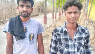 नाबालिग का अपहरण करने वाले 2 आरोपी गिरफ्तार नाबालिग का अपहरण करने वाले 2 आरोपी गिरफ्तार