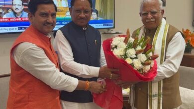 मुख्यमंत्री साय ने केंद्रीय मंत्री मनोहर लाल खट्टर से की सौजन्य भेंट मुख्यमंत्री साय ने केंद्रीय मंत्री मनोहर लाल खट्टर से की सौजन्य भेंट