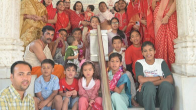 श्री सीमंधर स्वामी जैन मंदिर में बच्चों ने नवरात्रि व महावीर जन्मकल्याणक तक मोबाईल में रील न देखने का संकल्प लिया