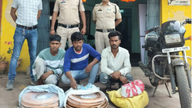 ब्राईट मार्केटिंग में चोरी करने वाले एक नाबालिग समेत 3 गिरफ्तार