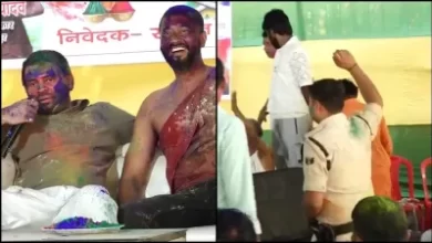 विधायक के इशारे पर डांस करना पुलिसकर्मी को पड़ा महंगा, लाइन हाजिर