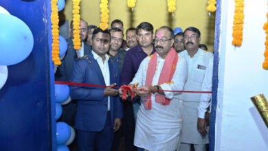 उप मुख्यमंत्री साव ने 28 स्कूलों में स्मार्ट क्लास-रूम का किया शुभारंभ