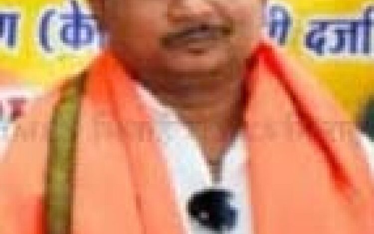 220 किलो तांबा चोरी करते पार्षद गिरफ्तार 220 किलो तांबा चोरी करते पार्षद गिरफ्तार