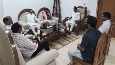 इंद्रावती जल संकट व अन्य विषयों पर बस्तर सांसद, ओडिसा सांसद-विधायक व अधिकारियों की हुई बैठक इंद्रावती जल संकट व अन्य विषयों पर बस्तर सांसद, ओडिसा सांसद-विधायक व अधिकारियों की हुई बैठक