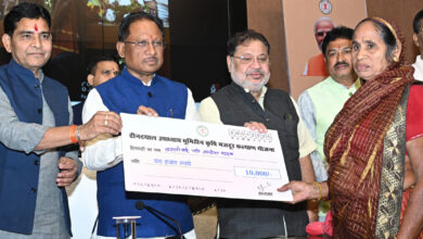 श्रमिक दिवस : सुरक्षा और रोजगार की गारंटी के साथ बढ़ा महिला श्रमिकों का सम्मान