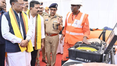 मुख्यमंत्री ने 18 नए अग्निशमन वाहनों को दिखाई हरी झंडी