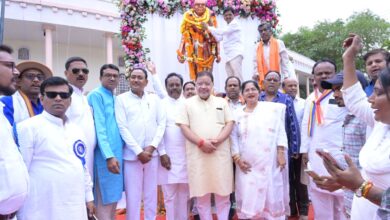 संविधान निर्माता डॉक्टर भीम राव अम्बेडकर को जयंती पर किया गया नमन संविधान निर्माता डॉक्टर भीम राव अम्बेडकर को जयंती पर किया गया नमन