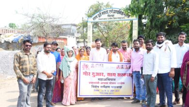 ‘मोर द्वार साय सरकार’ अभियान का शुभारंभ, खुशी से खिले हितग्राहियों के चेहरे ‘मोर द्वार साय सरकार’ अभियान का शुभारंभ, खुशी से खिले हितग्राहियों के चेहरे