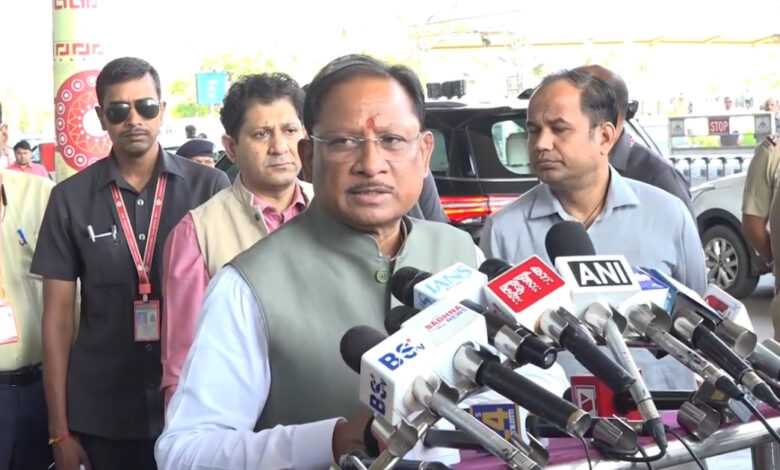मुख्यमंत्री साय ने पहलगाम आतंकी हमले में रायपुर निवासी दिनेश मिरानिया के निधन पर गहरा शोक व्यक्त किया मुख्यमंत्री साय ने पहलगाम आतंकी हमले में रायपुर निवासी दिनेश मिरानिया के निधन पर गहरा शोक व्यक्त किया