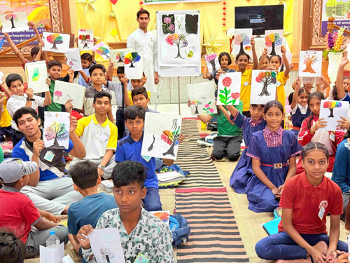 छोटे बच्चे इन्टरनेट का उपयोग सावधानी से और बड़ों की देखरेख में करें – सोनाली छोटे बच्चे इन्टरनेट का उपयोग सावधानी से और बड़ों की देखरेख में करें – सोनाली