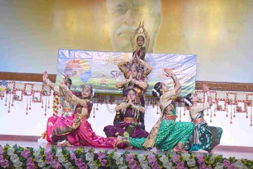 समर कैम्प के माध्यम से बच्चों का जीवन रहा संवर रहा है – अग्रवाल समर कैम्प के माध्यम से बच्चों का जीवन रहा संवर रहा है – अग्रवाल