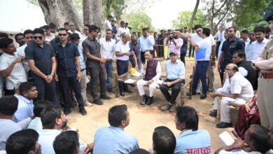 बिना तामझाम, सीधे संवाद: मुख्यमंत्री साय ने शासकीय योजनाओं के क्रियान्वयन की समीक्षा की