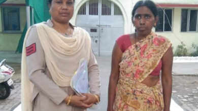 असहाय लड़कियों को बेचने वाली महिला गिरफ्तार, पति की तलाश जारी