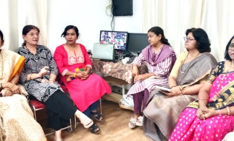 हर साल हजारो महिलाएं हो रही दहेज मृत्यु की शिकार : शताब्दी हर साल हजारो महिलाएं हो रही दहेज मृत्यु की शिकार : शताब्दी