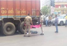ओवर स्पीड ट्रक ने तेलीबांधा चौक में कुचला युवती को, मौत