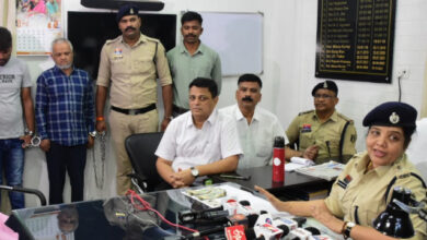 शिवनाथ एक्सप्रेस में हुई चोरी के दो आरोपी गिरफ्तार, 11 लाख में कोलकाता में बेचा ज्वेलरी को