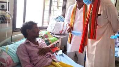 स्वास्थ्य मंत्री ने जिला अस्पताल महासमुंद का किया औचक निरीक्षण