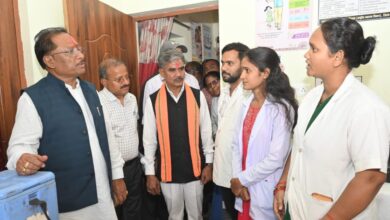 मुख्यमंत्री ने आयुष्मान आरोग्य मंदिर का किया औचक निरीक्षण