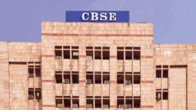 सीबीएसई 12 के नतीजे घोषित, रायपुर की पूर्वी 97.4 अंको के साथ शीर्ष पर