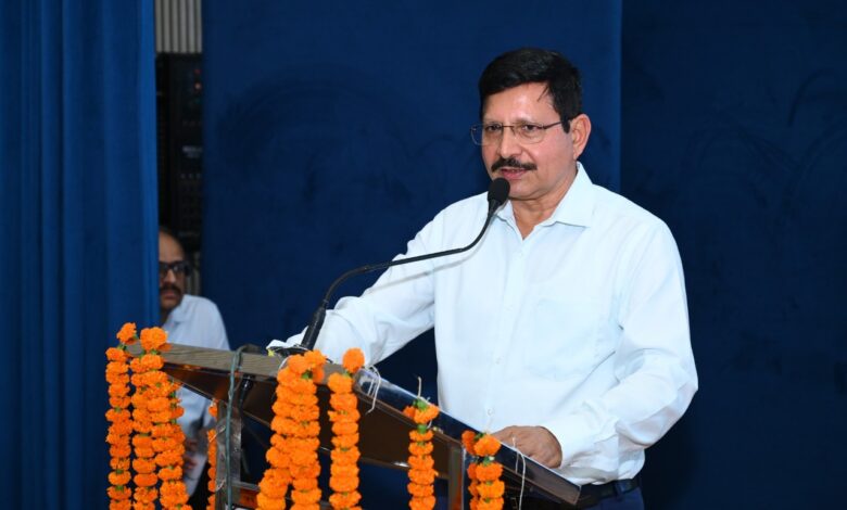 एसईसीएल का ध्येय है कि हम अपने उपभोक्ताओं को गुणवत्ता पूर्ण कोल सप्लाई करें – दुहन एसईसीएल का ध्येय है कि हम अपने उपभोक्ताओं को गुणवत्ता पूर्ण कोल सप्लाई करें – दुहन