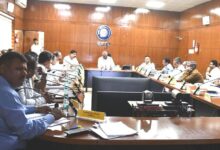 दक्षिण पूर्व मध्य रेलवे महाप्रबंधक तरुण प्रकाश ने रायपुर रेल मंडल की समीक्षा बैठक ली
