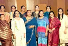 पारिवारिक मिलन समारोह में हास- परिहास के बीच पर भारी पड़ीं महिलाएं