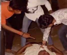 बोरियाकला में बदमाशों ने खुलेआम युवक को पीटा, ख़ुद को बताया रायपुर का डॉन