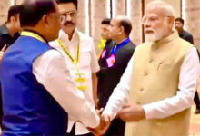 नीति आयोग की बैठक में दिखी आत्मीयता: जब प्रधानमंत्री मोदी ने मुख्यमंत्री साय का थामा हाथ और कहा – छत्तीसगढ़ की बात अभी बाकी है
