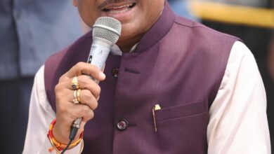 मुख्यमंत्री साय का हेलीकॉप्टर उतरा बल्दाकछार में