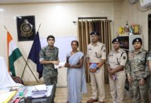 एक और इनामी नक्सल दंपत्ति ने किया आत्मसमर्पण
