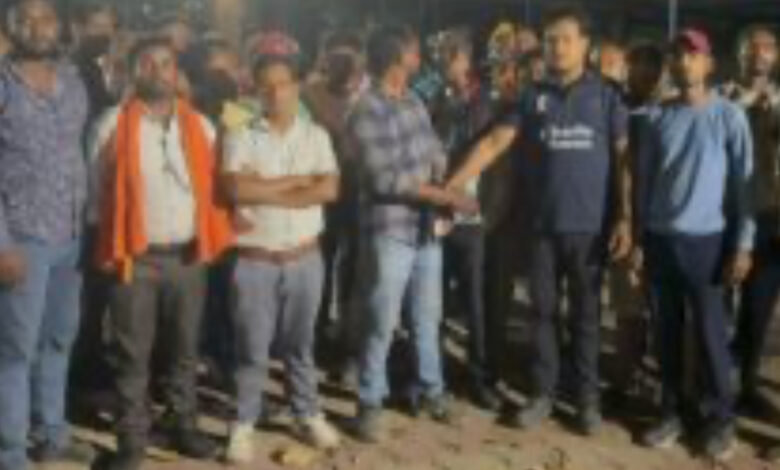 मानिकपुर खदान की ठेका कंपनी में विवाद, मैनेजर घायल मानिकपुर खदान की ठेका कंपनी में विवाद, मैनेजर घायल